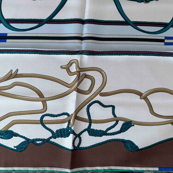 Brand new Longchamp equestrian motive silk scarf large square 90 cm - Picture 3 of 5